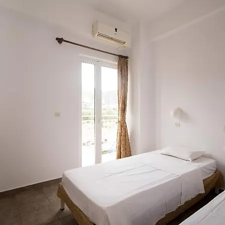 Hotell Ibiscus Malia
